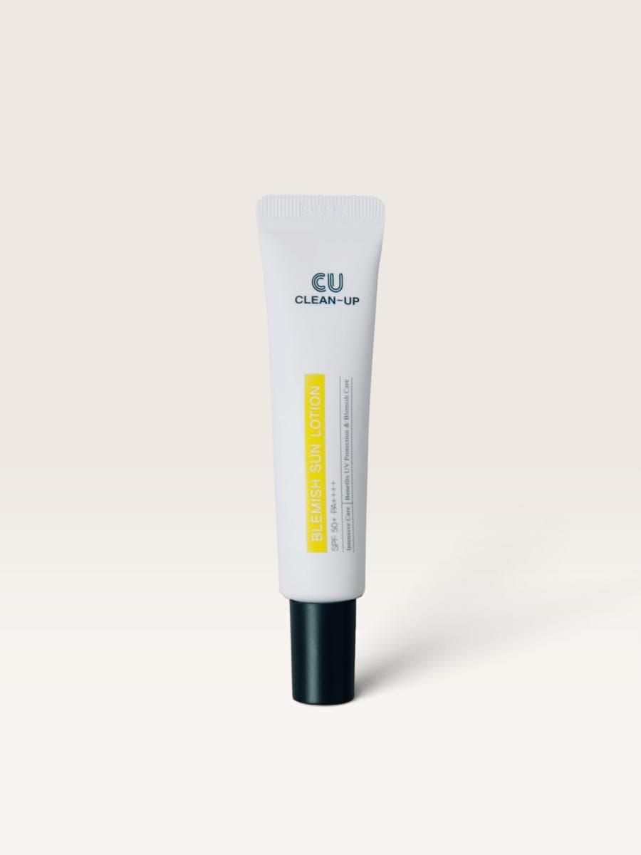 Легкий сонцезахисний лосьйон CUSKIN Clean Up Blemish Sun Lotion Mini, 15 мл